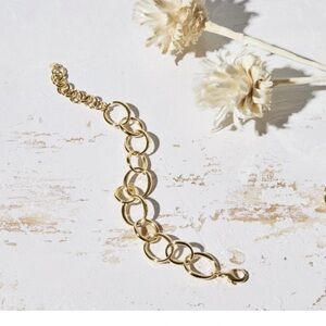 Bayou with Love Chic Gold Chain Bracelet